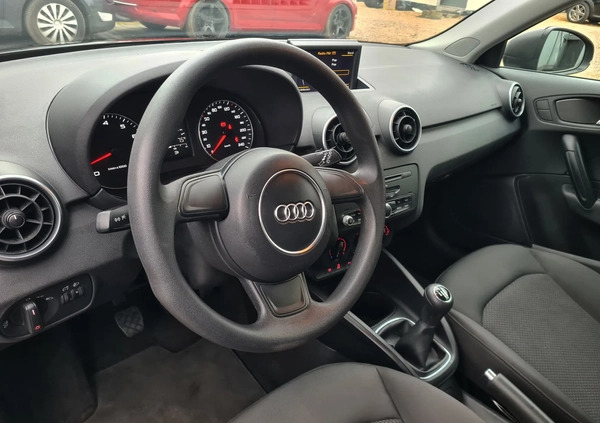 Audi A1 cena 35999 przebieg: 118800, rok produkcji 2014 z Świecie małe 631